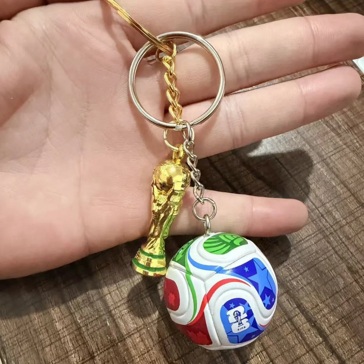 Chaveiro Troféu FIFA 2026 – Souvenir Futebol